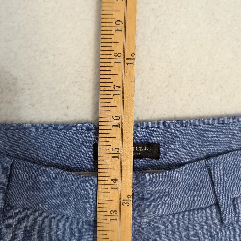 Banana Republic Aiden Shorts Mens 38 (Fits 40x10) Blue Linen Blend Chinos
